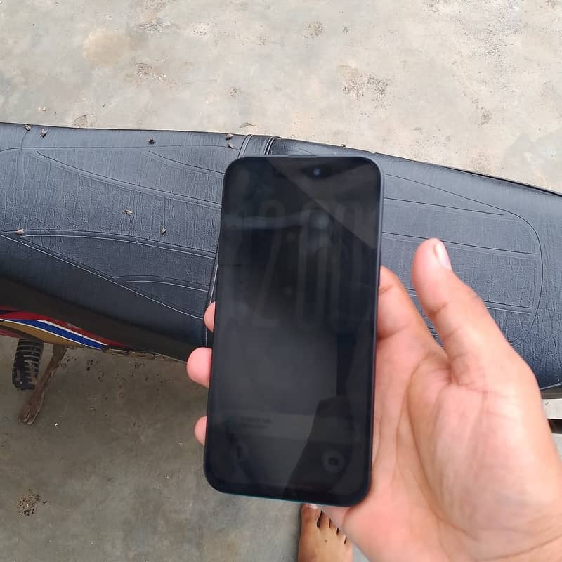 IPHONE 15 PLUS 3