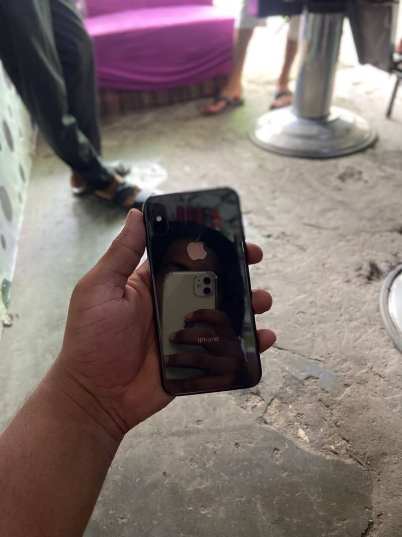 Apple iPhone X 1