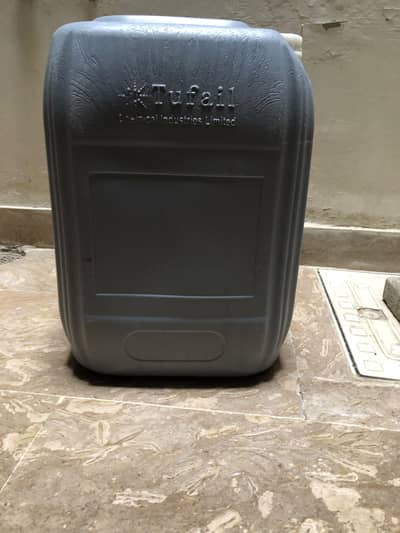 35 litre water gallon