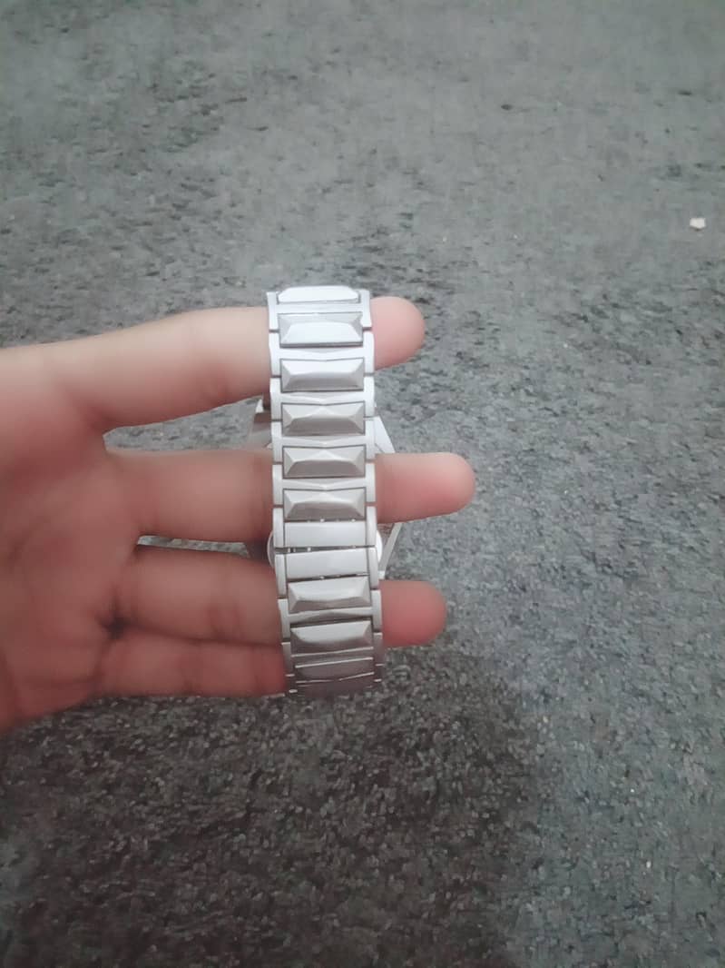 watch ⌚ 1