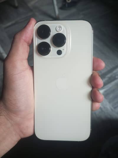 Apple iPhone 14 Pro jv