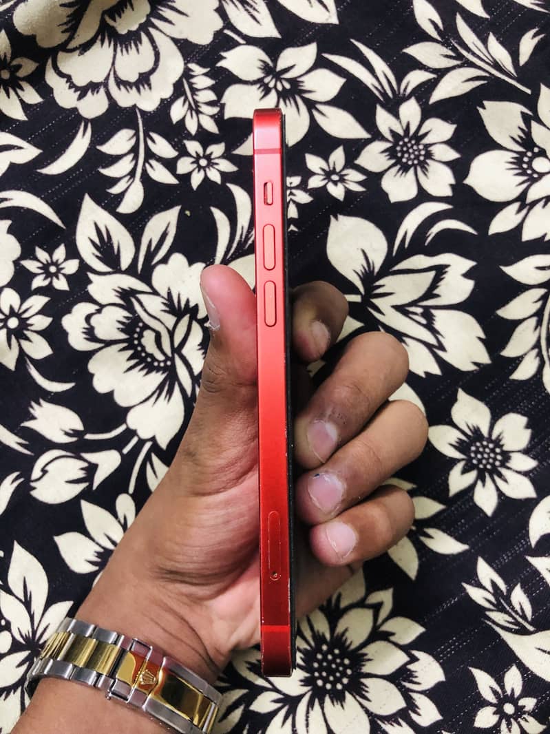 Apple iPhone 12 2