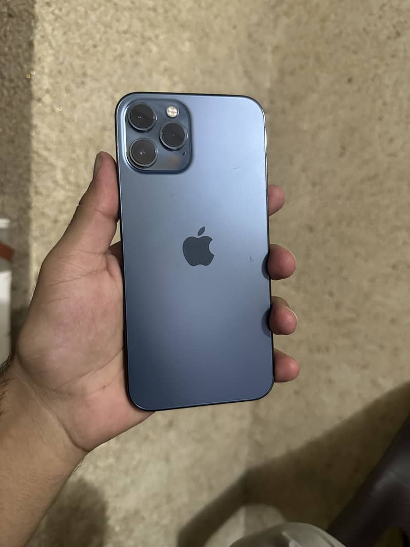 iPhone 12 pro max 3