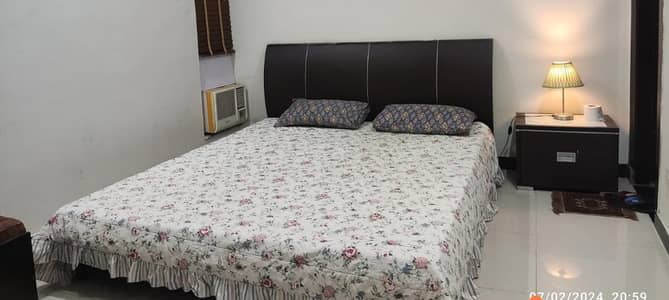 king size bed with molty foam matress