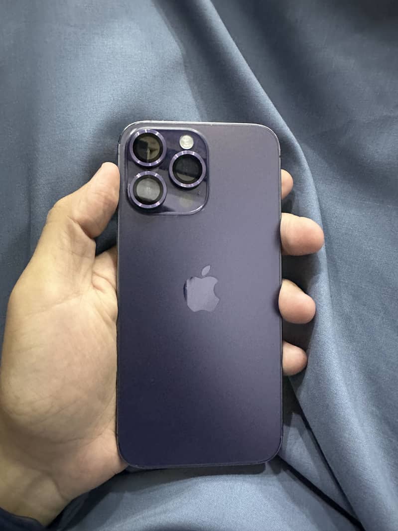 iPhone 14 Pro Max 2