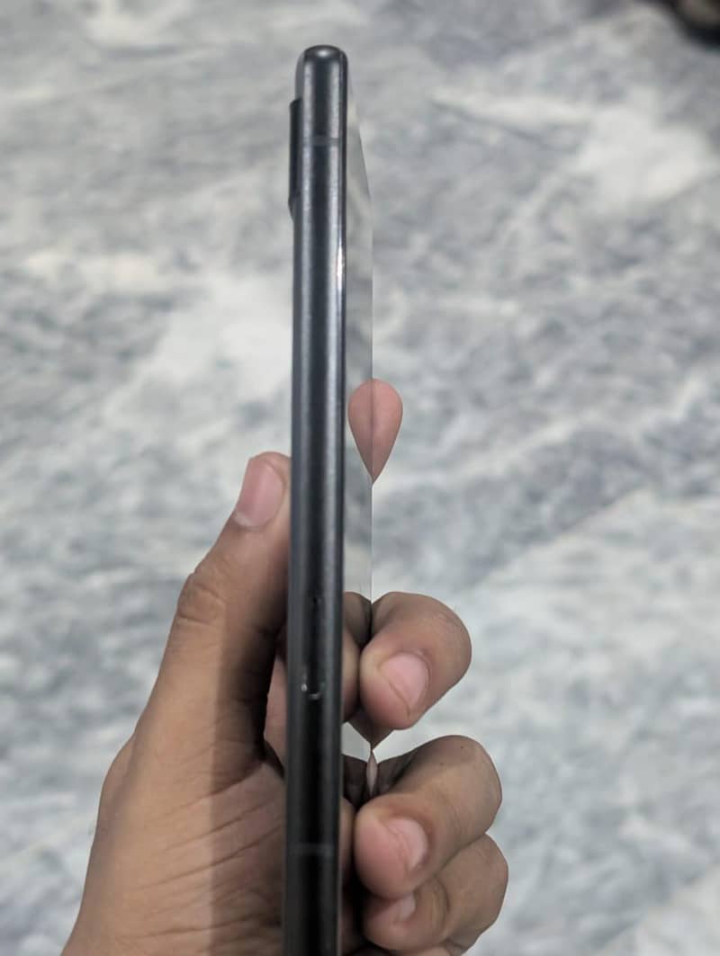 Google Pixel 6a 1