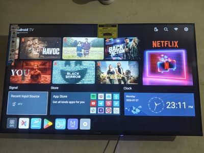 40 inch ki LED 10 by 10 condition