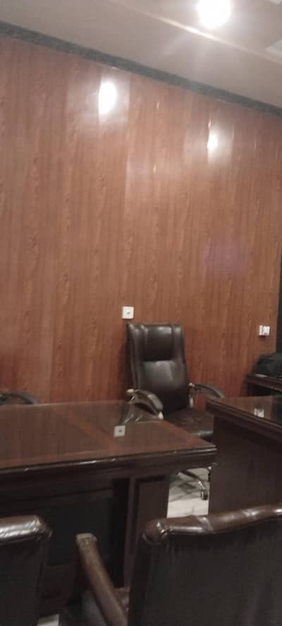 Executive Office Tables Leather Chairs