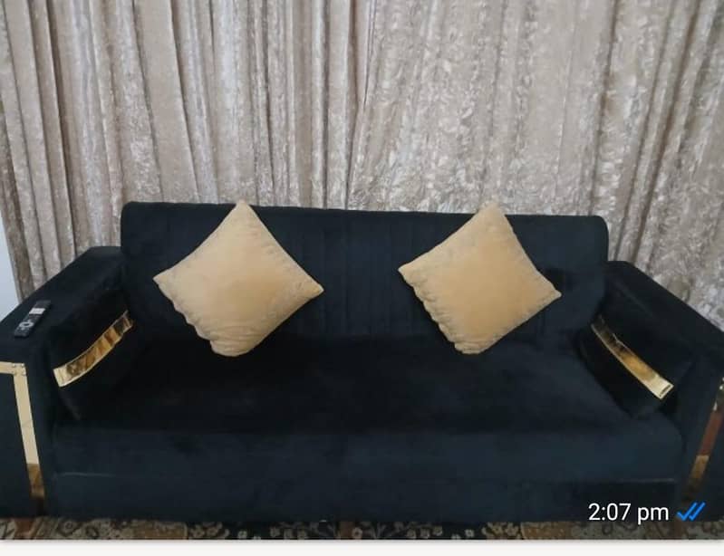 Black Sofa Bed 0