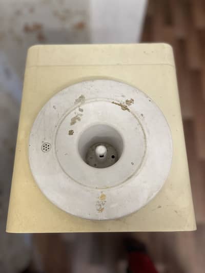 Water Dispenser (Hot/Cold) – Urgent Sale