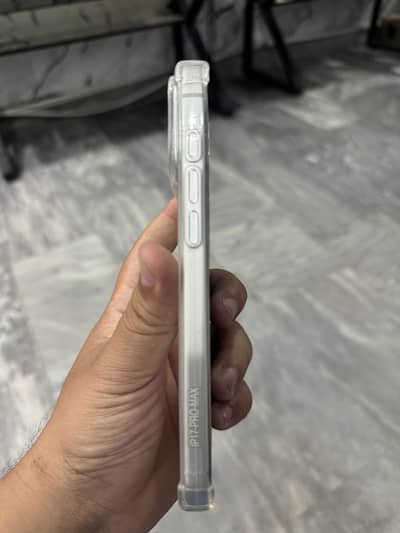 I phone 17 pro max jv silver 30 cycle bh 100