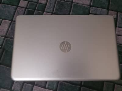 HP Envy 15 Laptop | 8GB RAM | 600GB HDD | AMD A10 | Windows 10 Pro