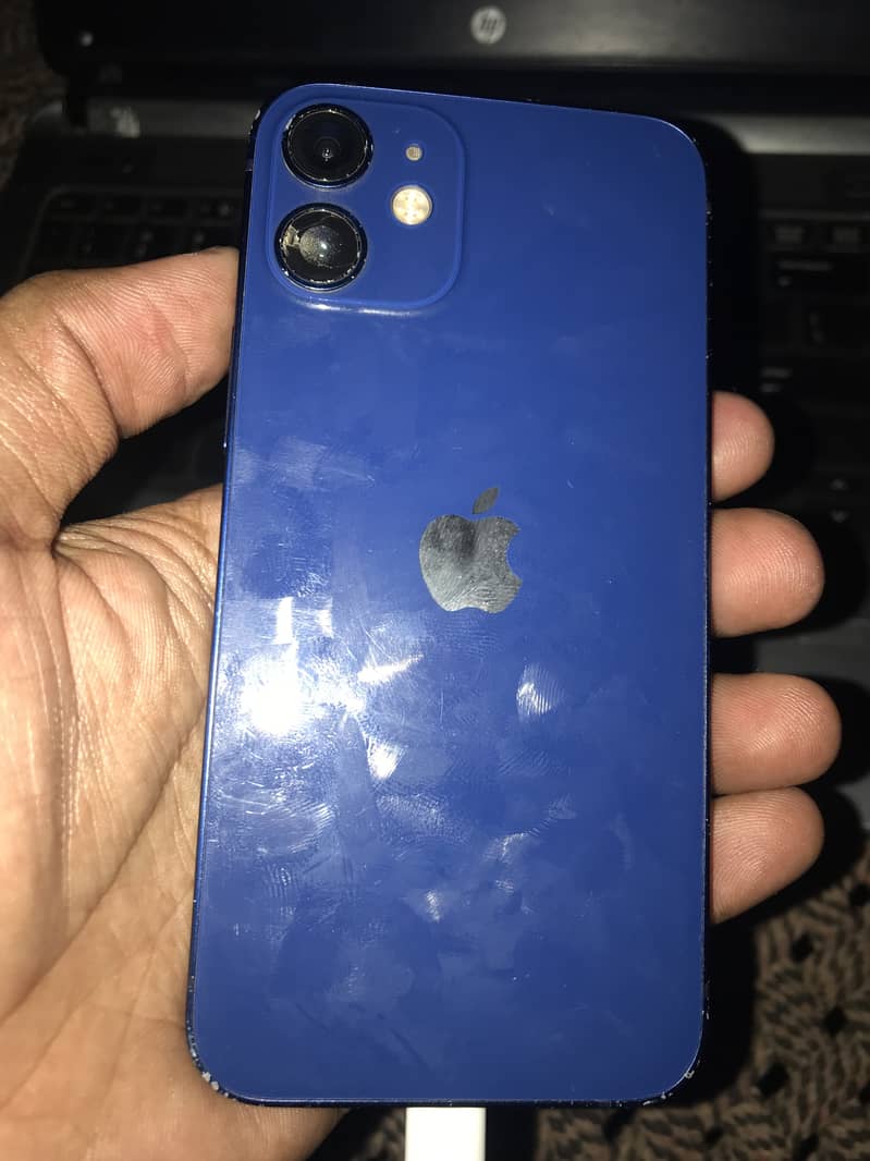 Apple iPhone 12 mini 3
