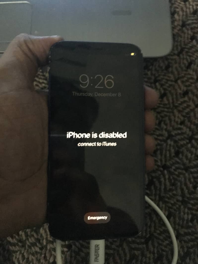 Apple iPhone 12 mini 4