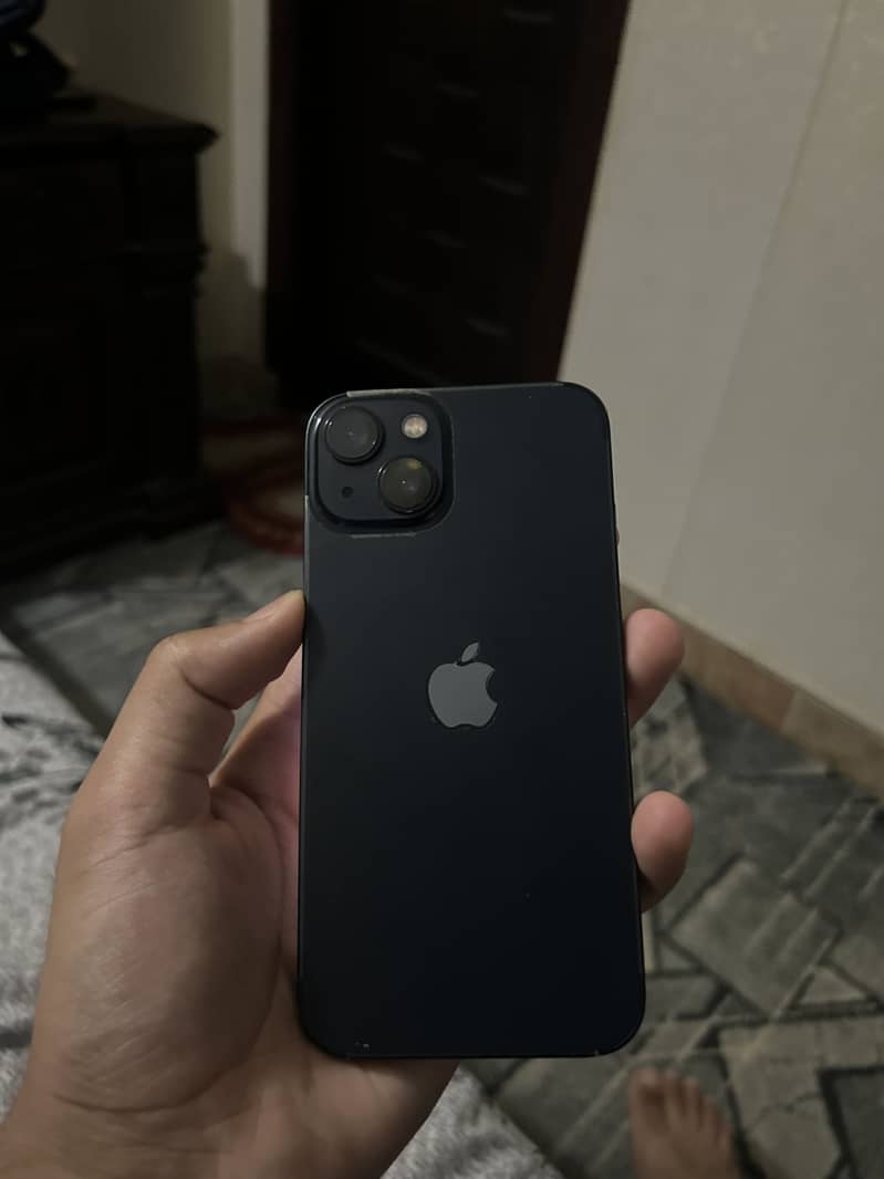 Apple iPhone 13 4
