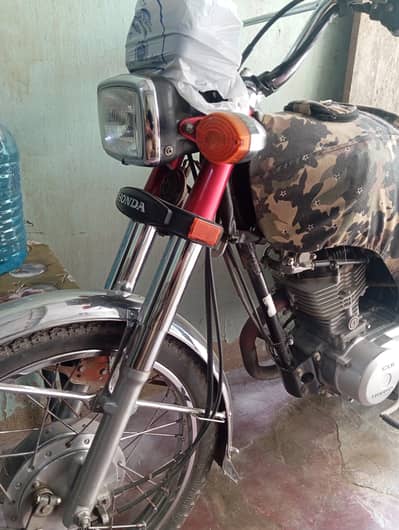 Good bike 2024 k 1st mouth ki hy saaf bike hy Kam use hwi hy
