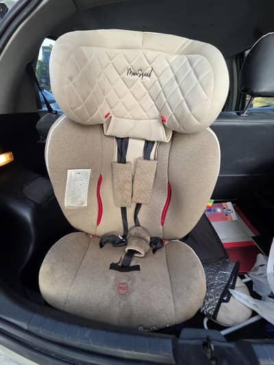 Mom Squad Baby Car Seat with ISOFIX