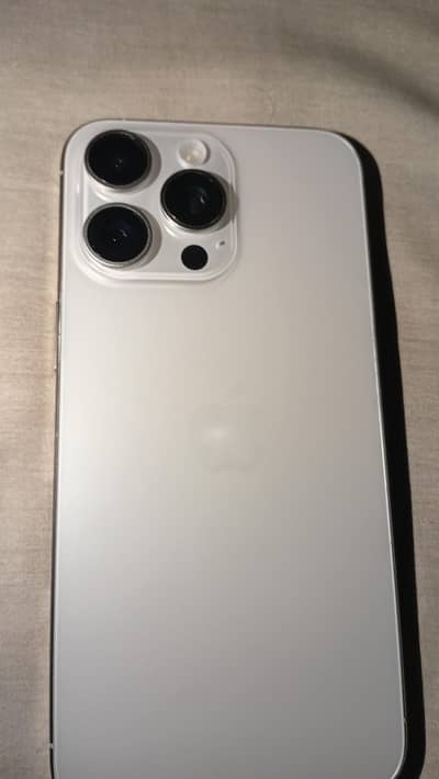 iPhone 15 Pro Max 256Gb bypass