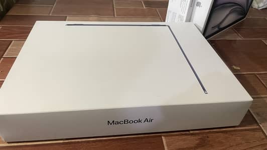 Macbook Air 13" M5 Midnight Box Packed Brand New US Model 16/512gb