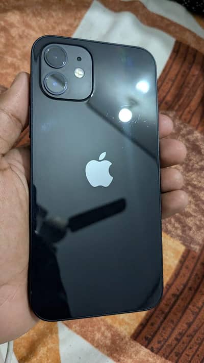 Apple iPhone 12