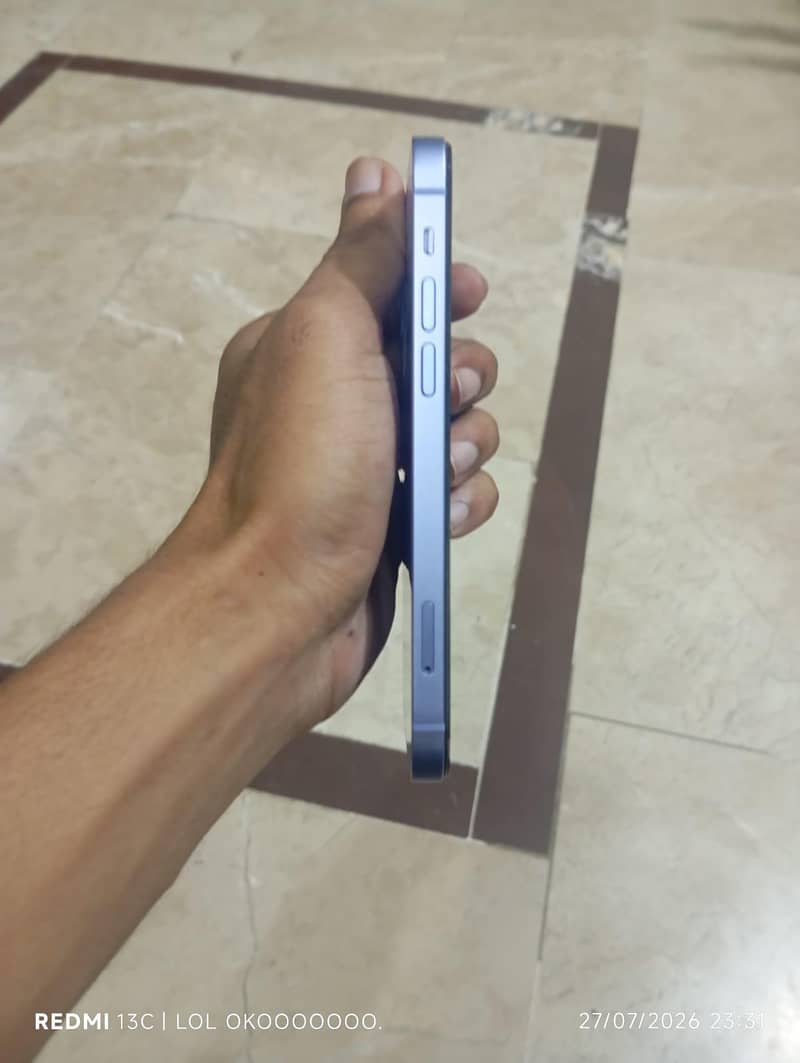 Apple iPhone 12 5