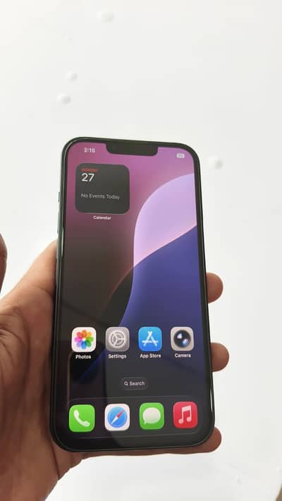 Apple iPhone 13