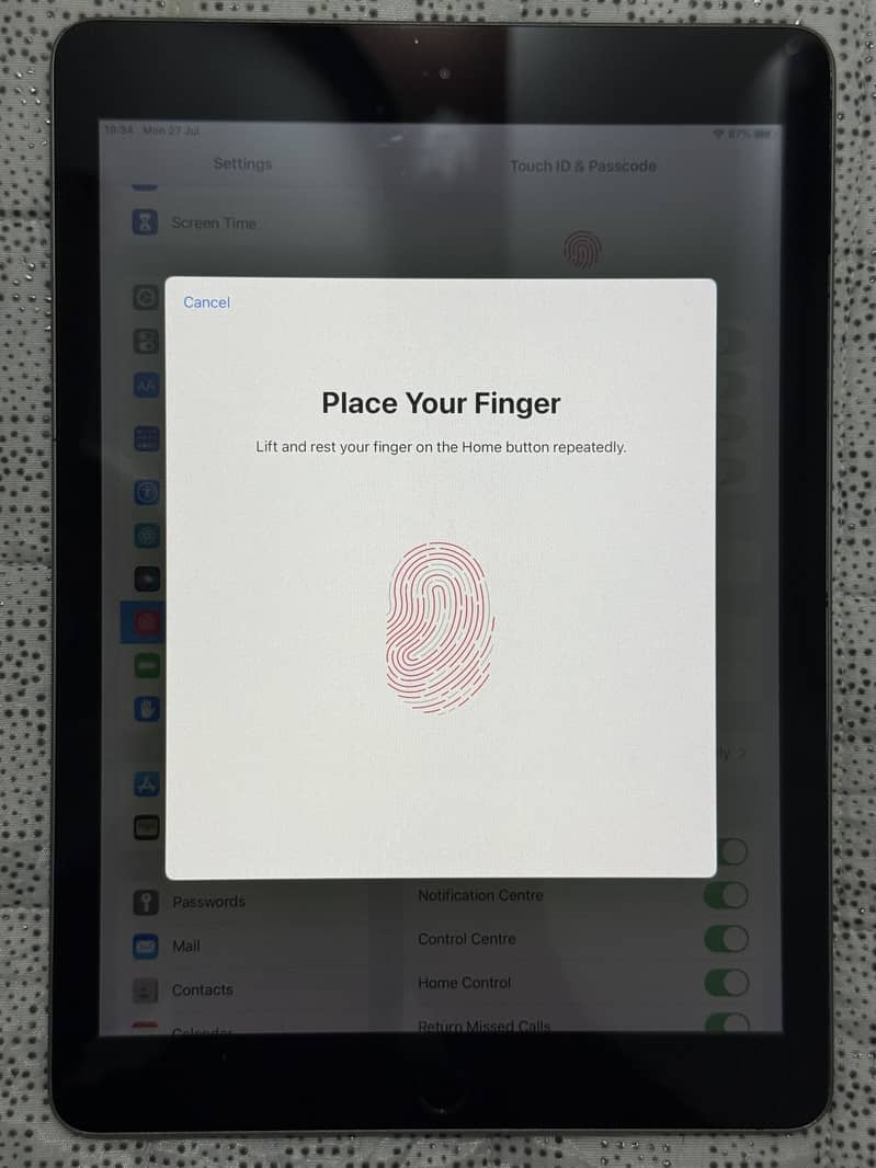 Ipad 5th Generation 32Gb 9