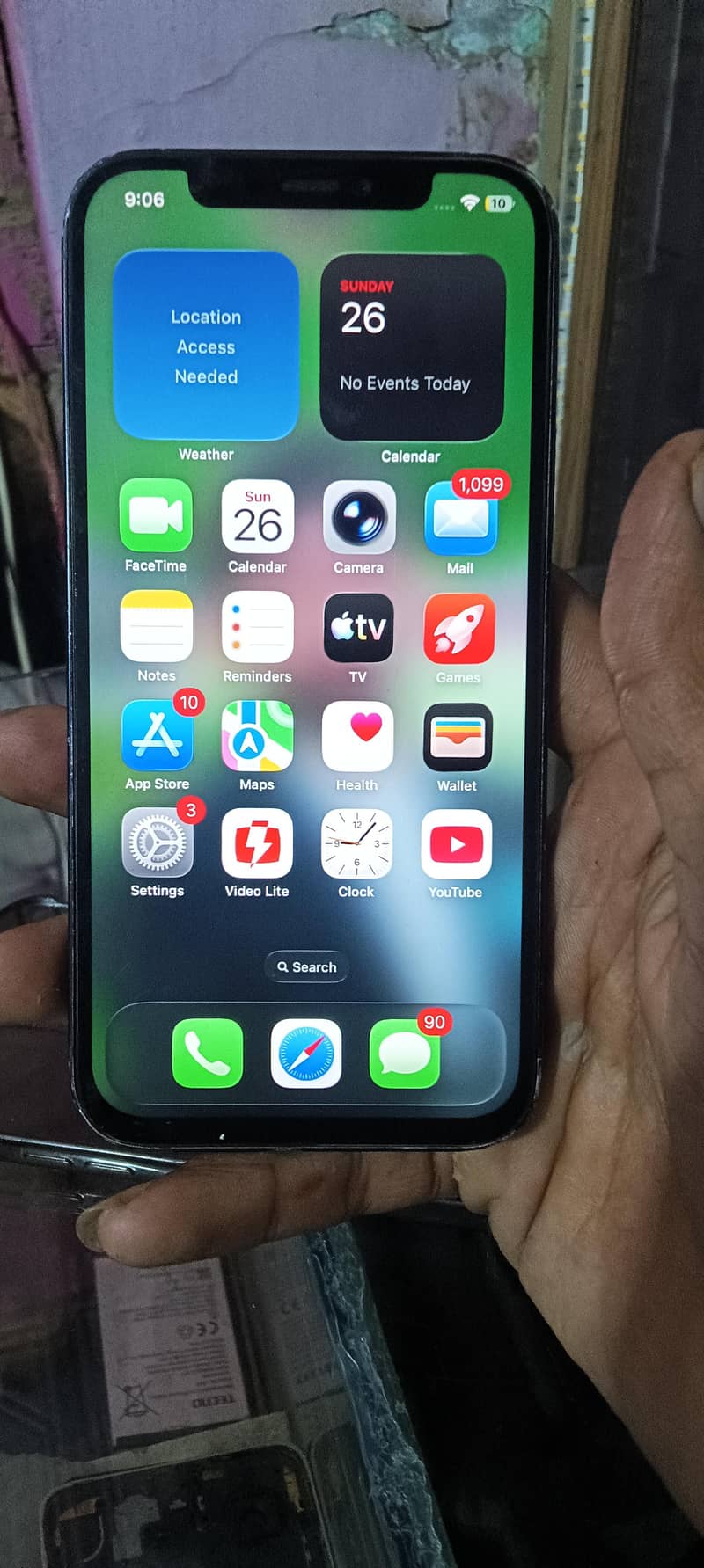 Apple iPhone 12 3