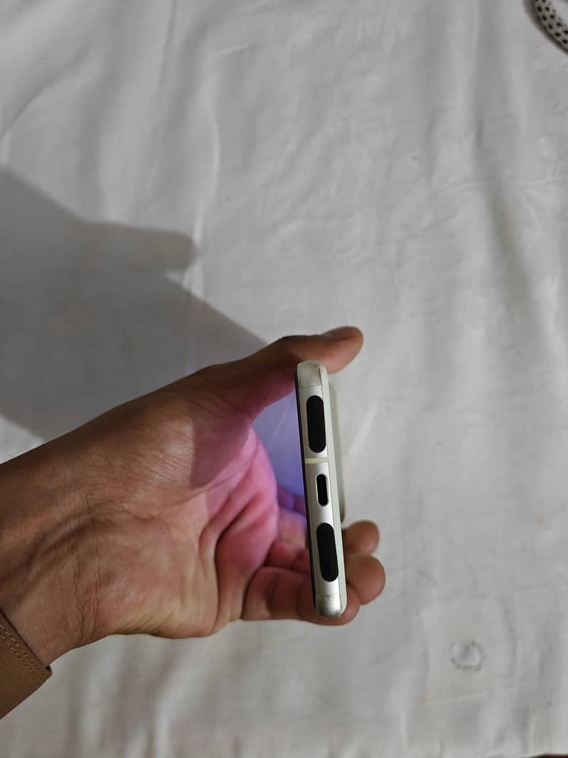 Google Pixel 7 6