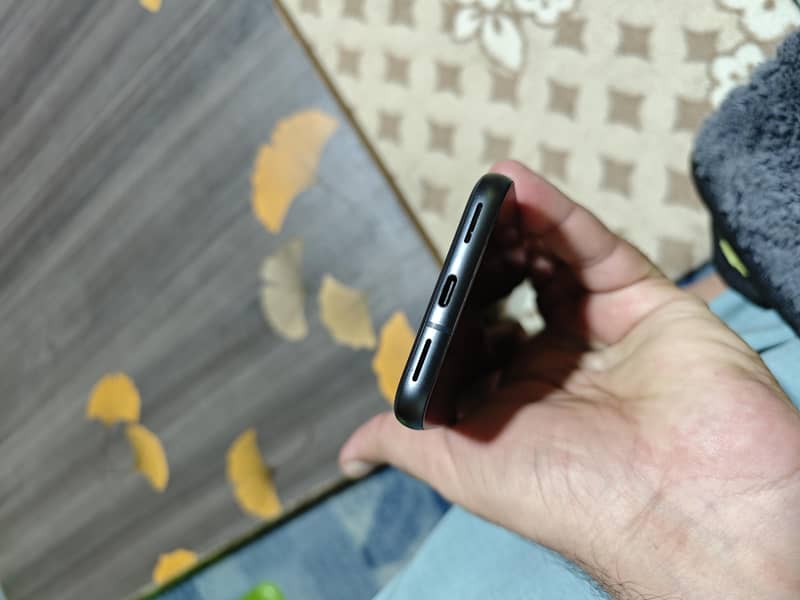 Google Pixel 8a 2