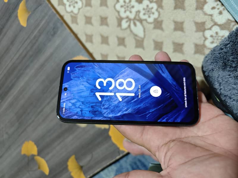 Google Pixel 8a 4