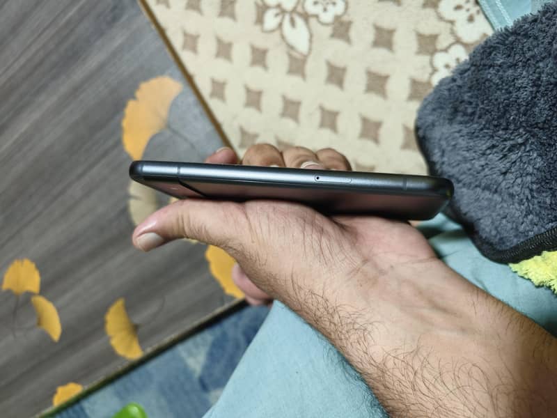 Google Pixel 8a 5