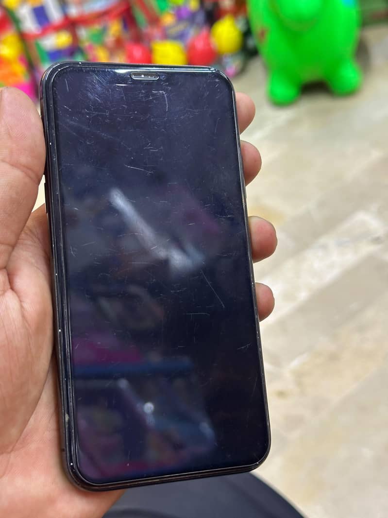 Apple iPhone X 3