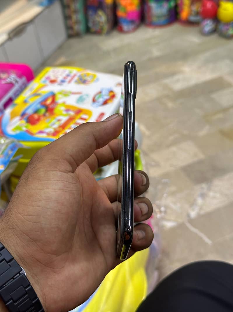 Apple iPhone X 7