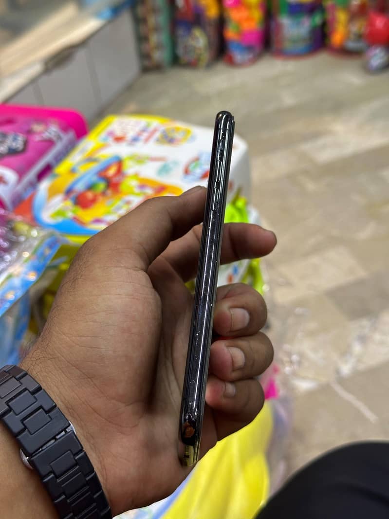Apple iPhone X 9