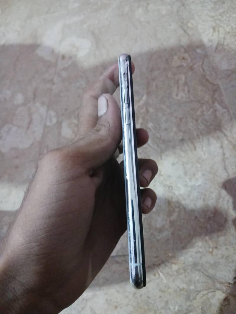 iphone x 4