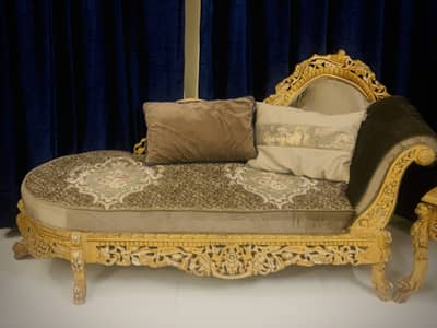 Finest quality chinioti sofa 3+1+1 + Dewan