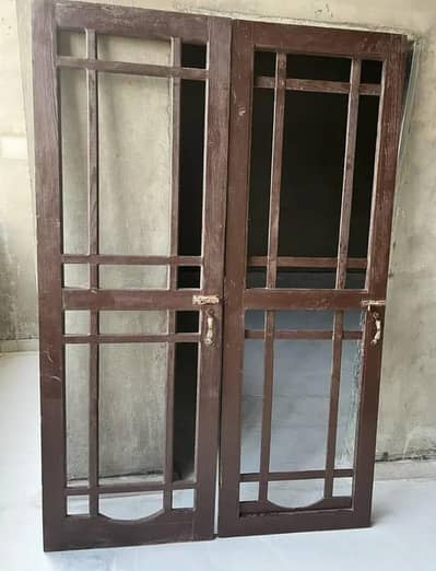 Two wooden doors jali wale. . Size ( 2.5x7 )