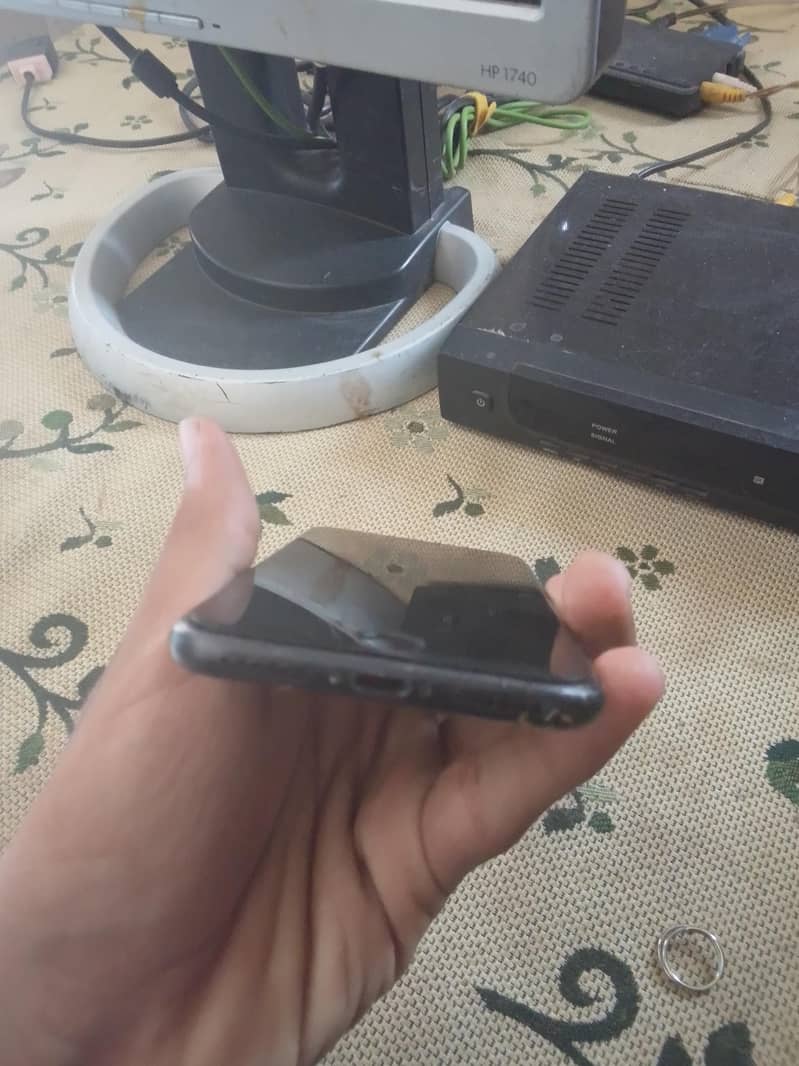 Apple iPhone SE 3
