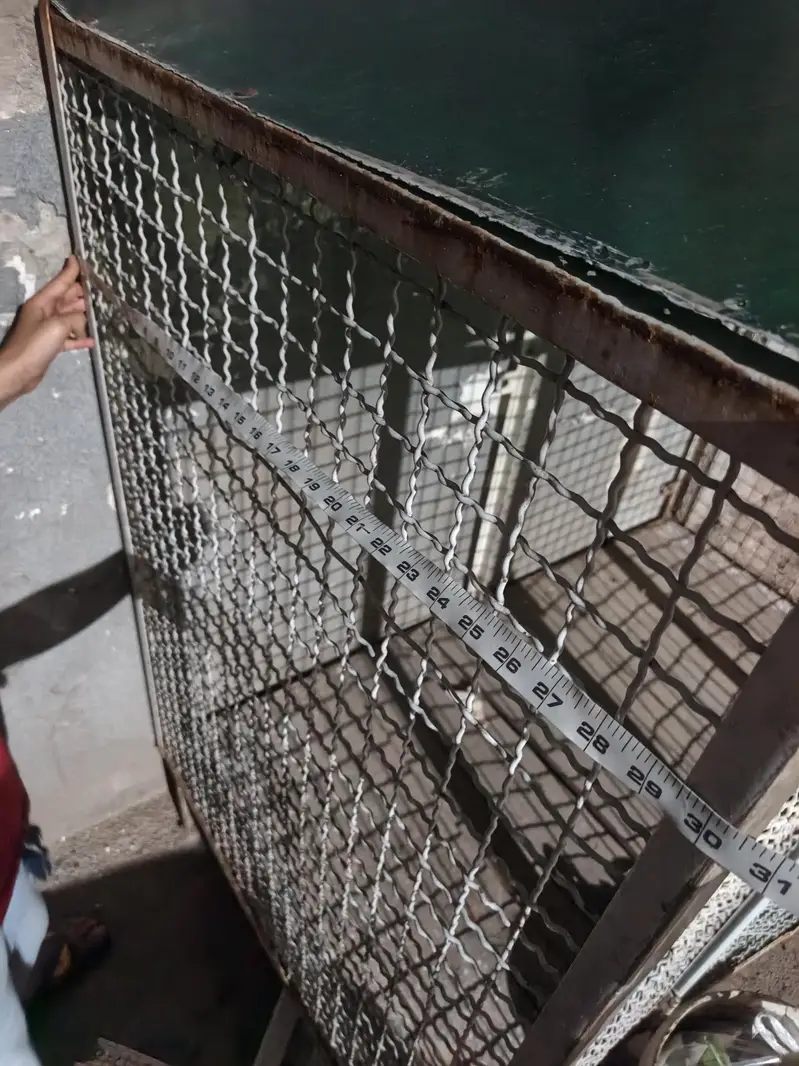dog cage — photo 3
