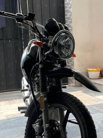 ybr g 125 black color 2025 model 2026 first month invoice