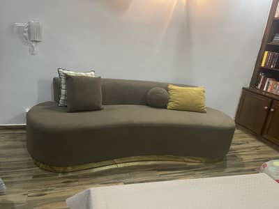 Round shape sofa