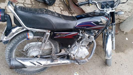 engine not open bike bilkul original hai