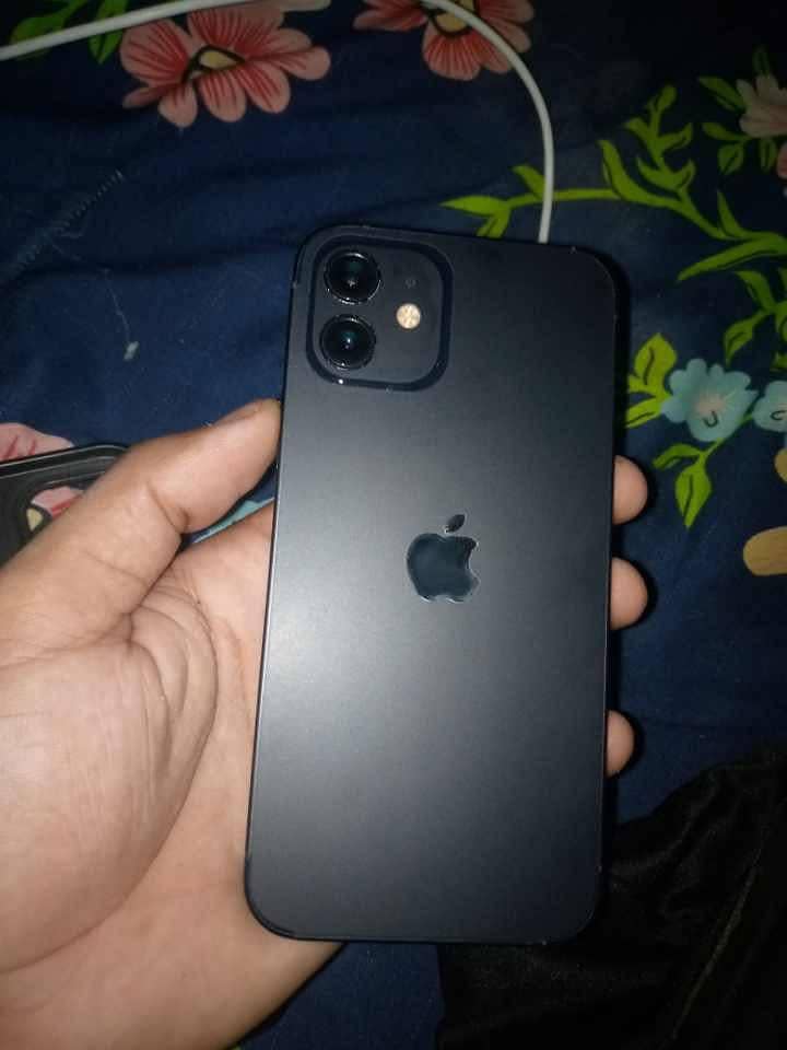 Apple iPhone 12 0