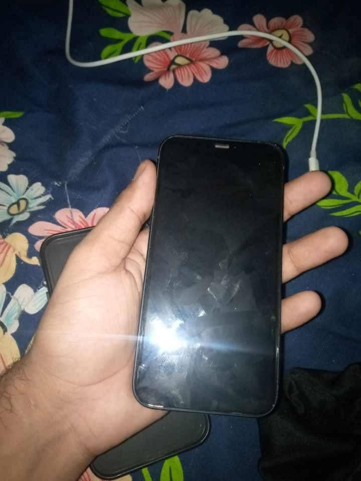 Apple iPhone 12 2