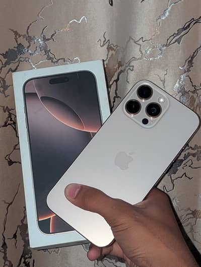Apple iPhone 16 Pro Max