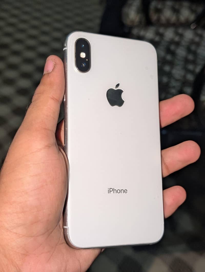 Apple iPhone X 0