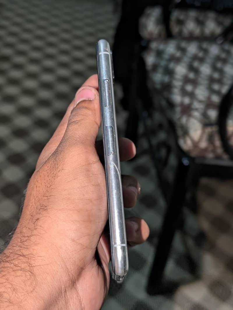 Apple iPhone X 1