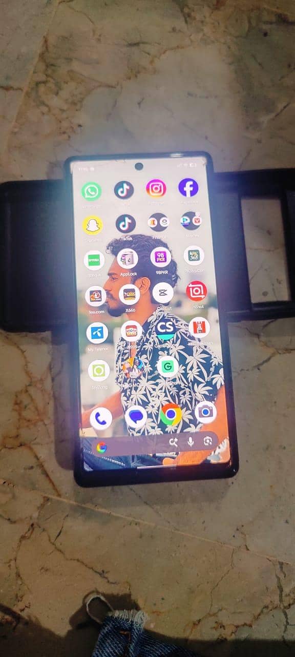 Google Pixel 6 4