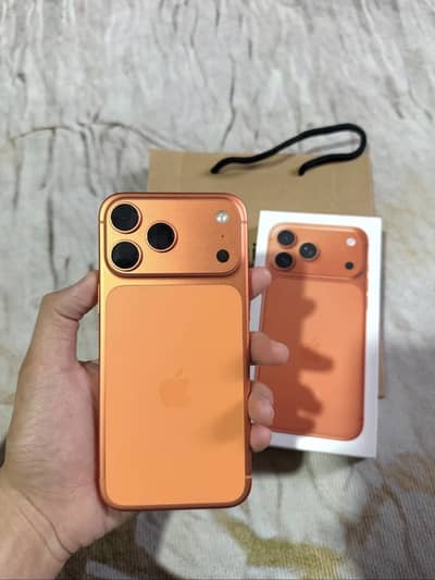 iPhone 17 Pro Max JV